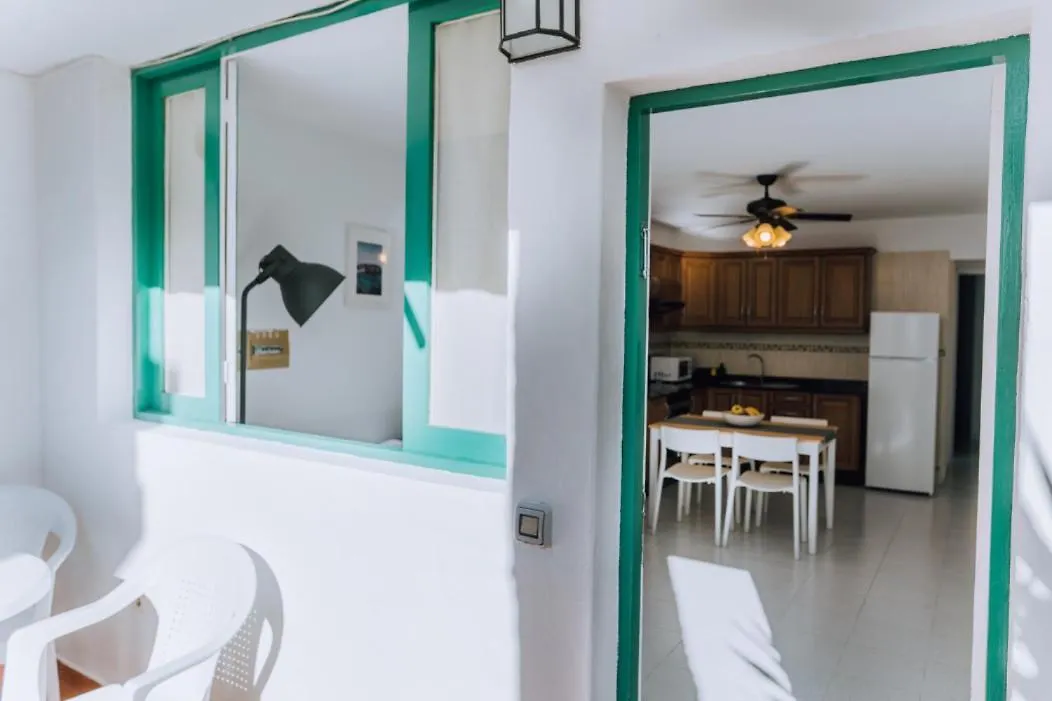 Central Location In A Great Complex With 300Mbps Internet Puerto del Carmen  Aparthotel
